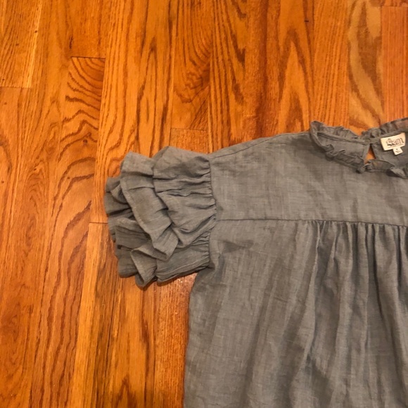 Glam Los Angeles chambray ruffle-sleeved top - Picture 2 of 4